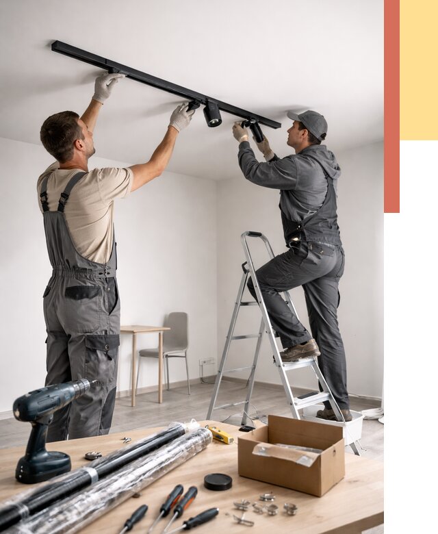 Установка трековых светильников в натяжной потолок в Биробиджане от 4258 руб. | ОТДЕЛОЧНИК-Брб